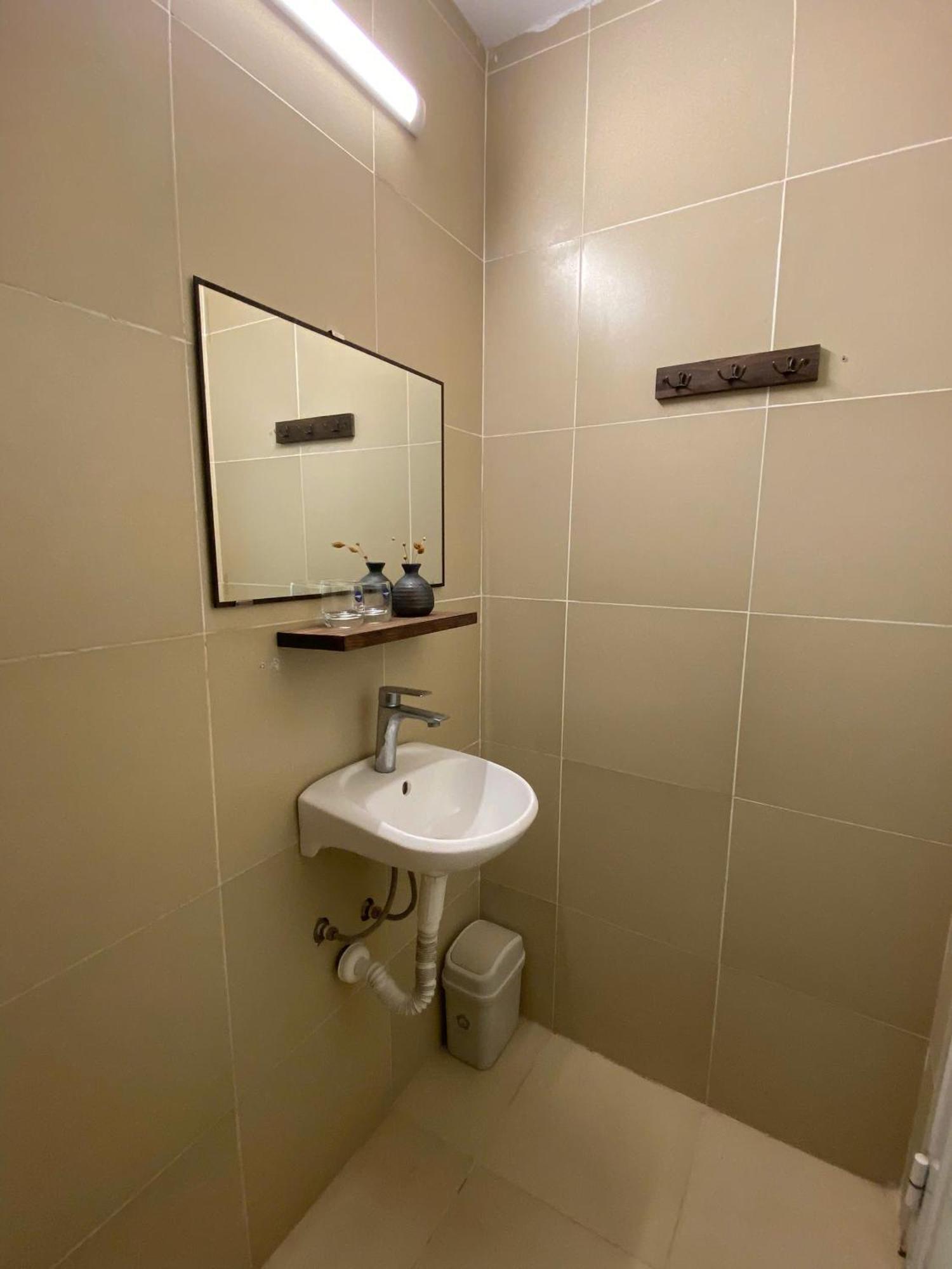 Quynh Nest Guest house Hanoi